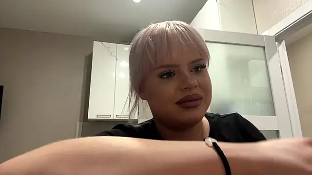 Chat +18 de Lollyjollm ao vivo