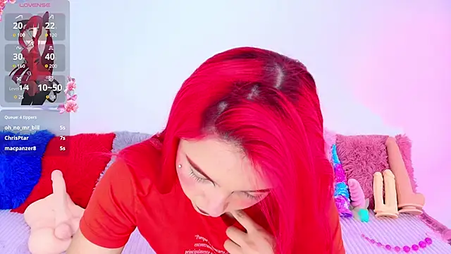 Chat +18 de Cloee_Lovee ao vivo