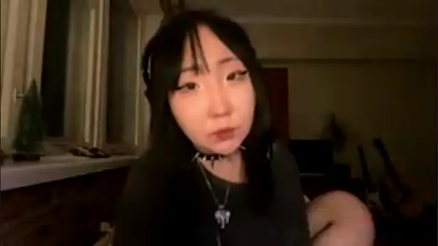 Yunananaa Adlı Modelin Canlı XXX Sohbeti