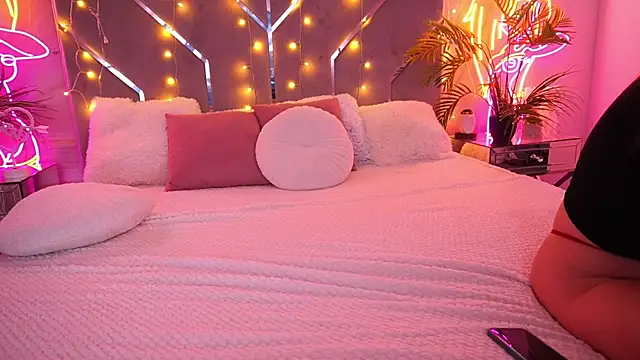 دردشة LioraFox الجنسية المباشرة