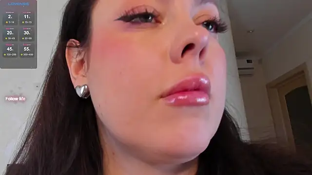 AlbaLimory's Live XXX Chat