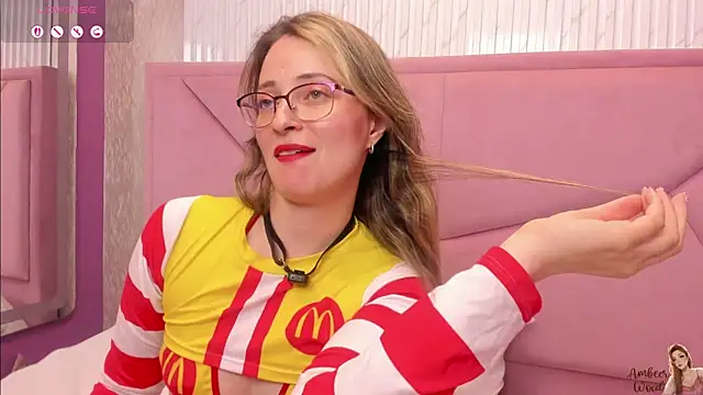 AmbeerWood_ 라이브 XXX 채팅