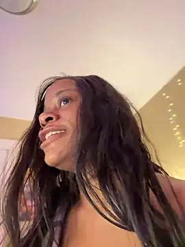 Tikalalin 现场XXX聊天