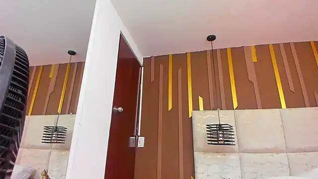 Онлайн чат XXX AmbarGills