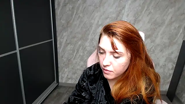 Reginasmilee Adlı Modelin Canlı XXX Sohbeti