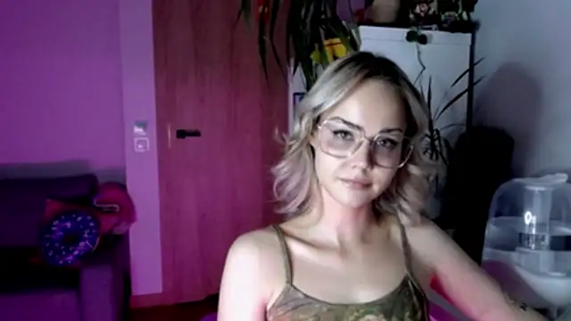 LexiexPlayのライブXXXチャット