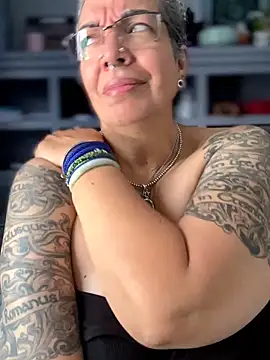 dieseldame1313 现场XXX聊天