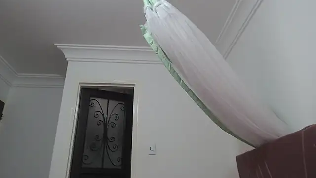 nathaly_jones_ élő XXX-chatje