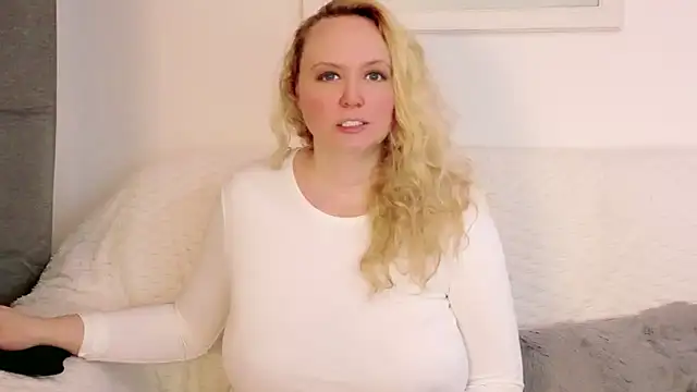 Sarah4you Live XXX-Chat