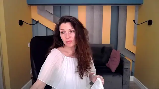 XXX chat uživo modela EllaLong