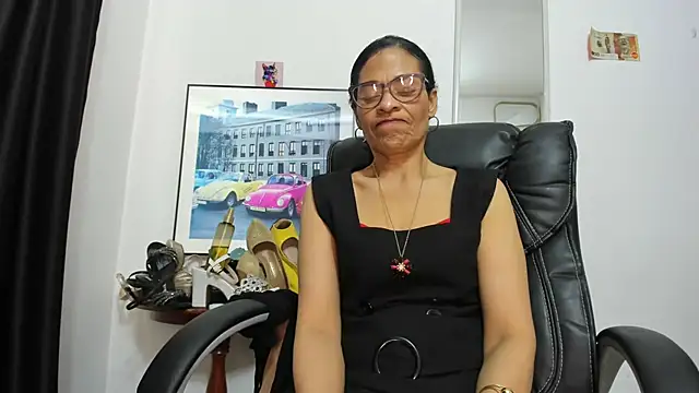 Aries_Mature Show Webcam