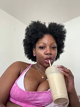 mochamimi Adlı Modelin Canlı XXX Sohbeti