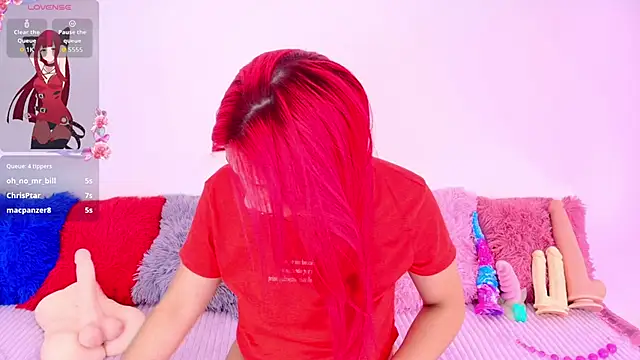 Chat +18 de Cloee_Lovee ao vivo