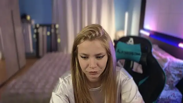 AnastasiaAniess 라이브 XXX 채팅