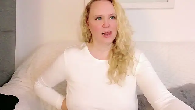 Czat XXX na żywo – Sarah4you