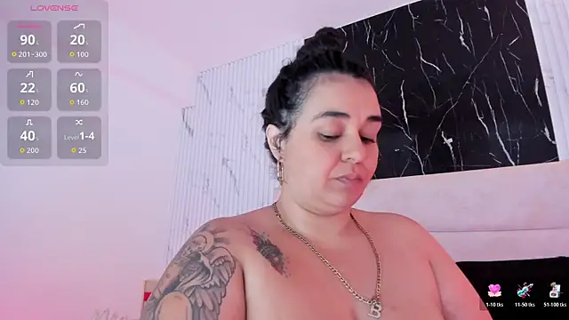 Reginavegaa's Live XXX Chat