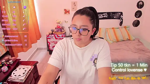 Cherry_blush_ Adlı Modelin Canlı XXX Sohbeti