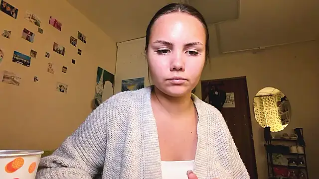 XXX chat uživo modela RebelLuna