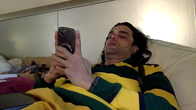 StuntingSpunMarine69 élő XXX-chatje