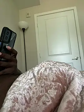 makeherfeelg webkamerás műsora