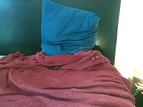 TheGirlWhoStandsUp: онлайн-секс-чат