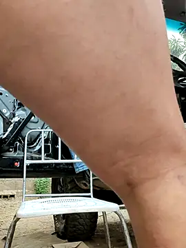 PIGHIGHDIRTY_p0 Show Webcam