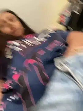 XXX chat uživo modela Vaiolet_a