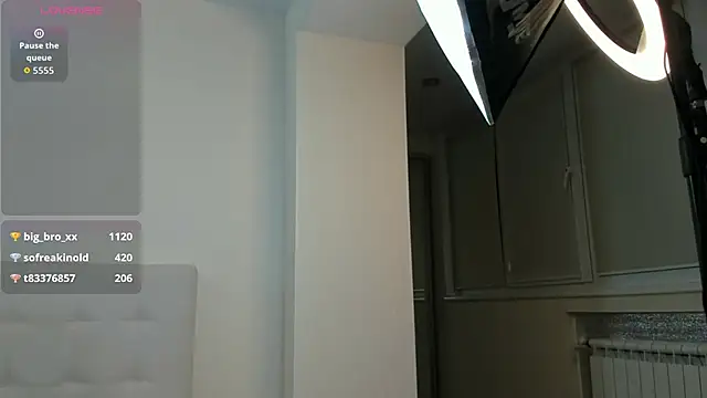 Betty_Holt 即時 XXX 聊天