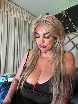 scarlett_sexx69: онлайн-секс-чат