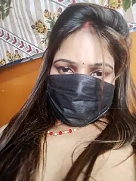 CUTI-NAINA: διαδικτυακό σόου στην κάμ ερα