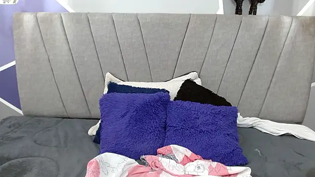 luna_merie: απευθείας συνομιλία ΧΧΧ