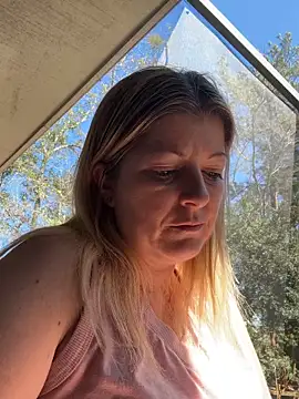 NikkiBlisss' Live XXX Chat