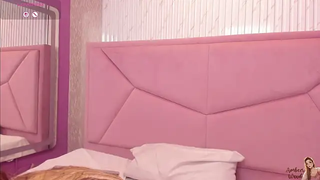 Živý XXX chat AmbeerWood_