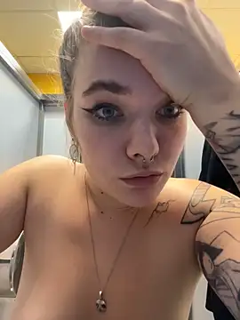 Holy_Tereza Adlı Modelin Canlı XXX Sohbeti