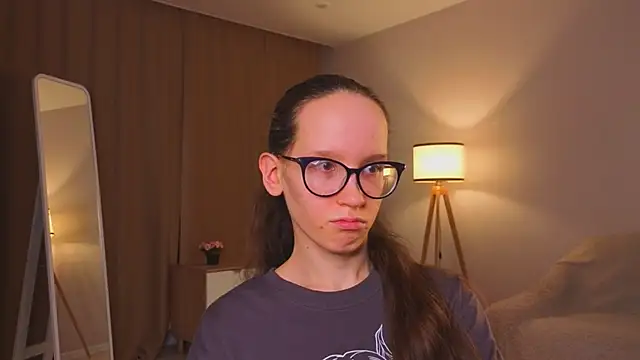 BettyBrowni 现场XXX聊天