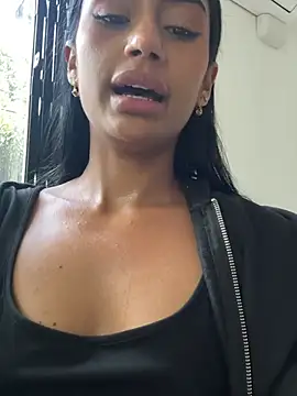 Chat XXX en directo de ChloeMoon9