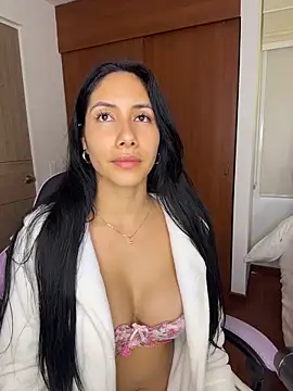 Chat XXX en directo de ArianaReynoldss