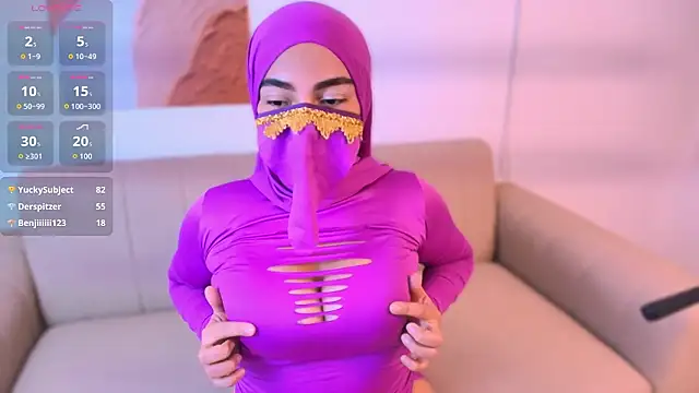 Chat XXX en directo de Malika_Noor