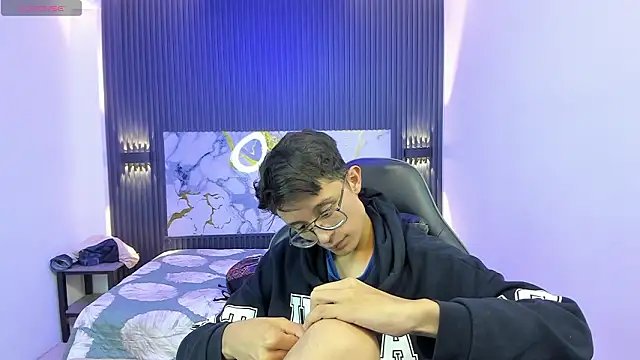 Chat XXX Live SantiagoRusso18