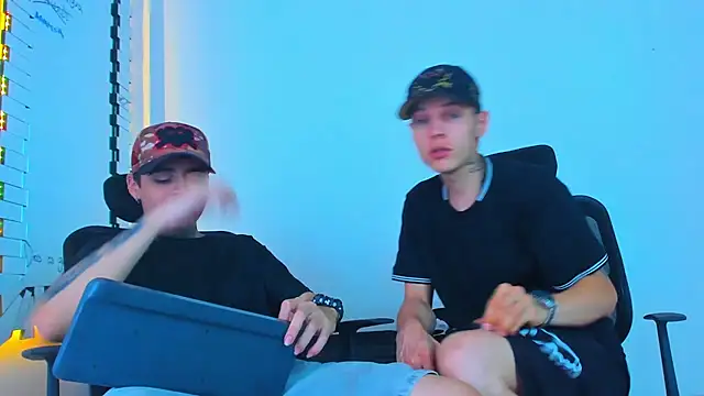 عرض كام Thomas-Wil