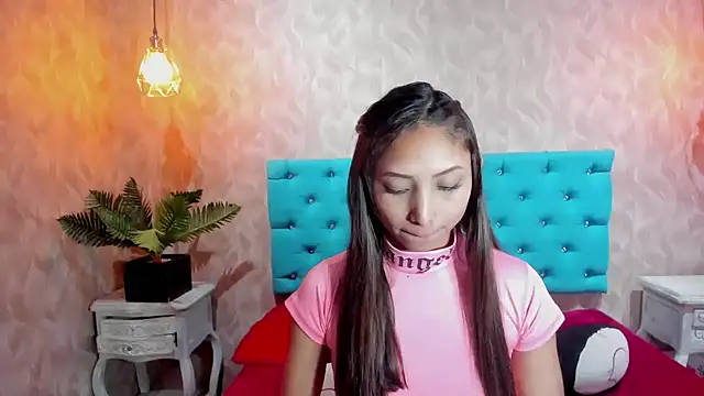 Chat XXX en directo de MadelineDoll