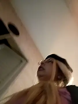 madelaine- Obrolan Langsung XXX