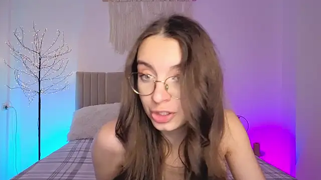 Real_cutie1's Live XXX Chat