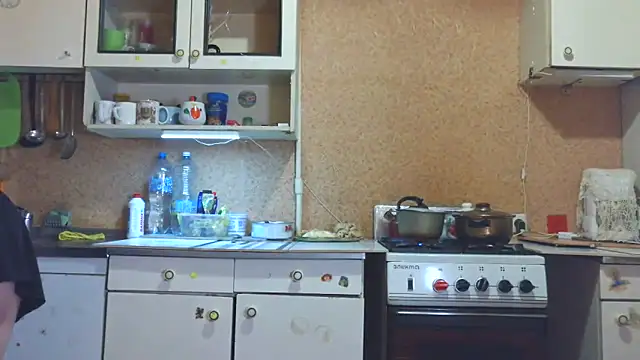 Aleksa58: онлайн-секс-чат