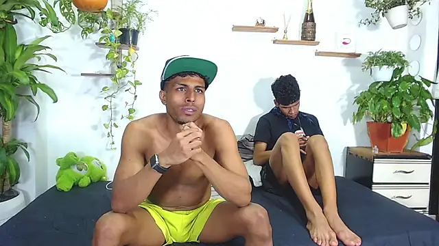 Interracial_Snow_Bunny 라이브 XXX 채팅