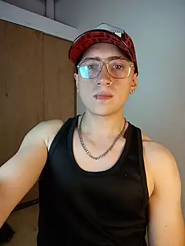 Emmanuel_Lust 라이브 XXX 채팅