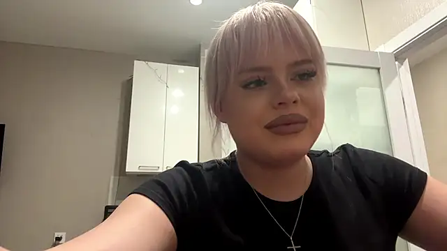 Chat XXX en directo de Lollyjollm