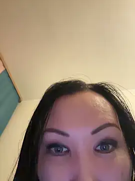 Vlada_Almazova Webcam Show