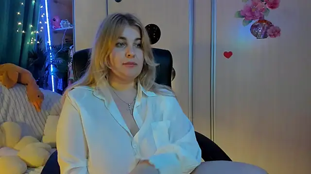 CoraSwon – Naživo XXX chat