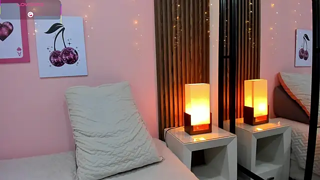 Chat +18 de alina_martinelli ao vivo